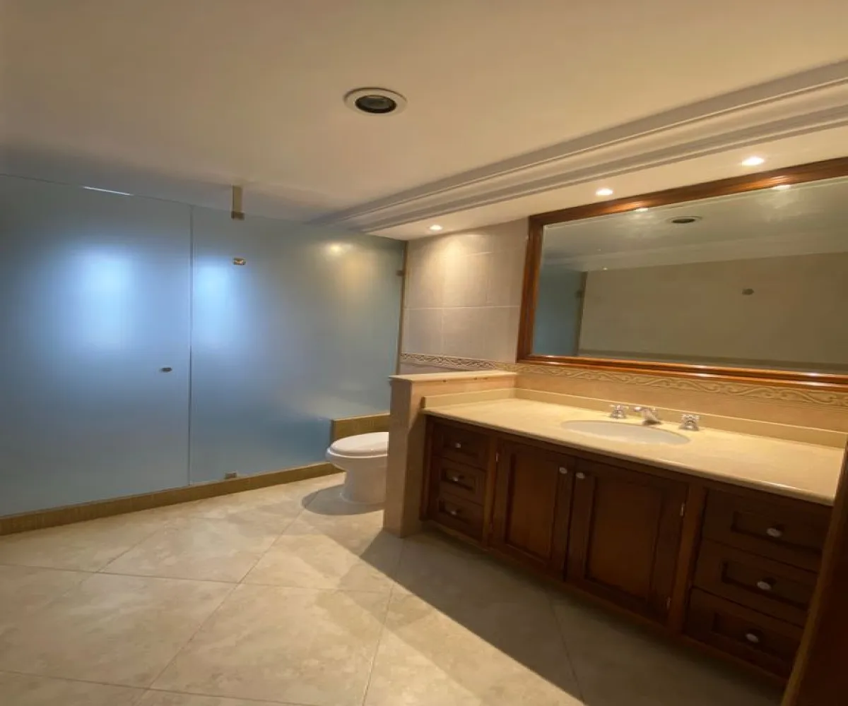 Casa En Renta,Fracc Valle Real,Paseo San Arturo Norte 2365 6, Zapopan, Jalisco 45019, 4 Habitaciones,4 Baños,Paseo San Arturo Norte,3,pp5scDB