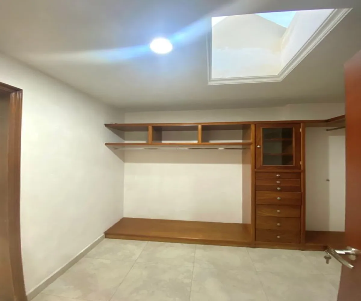 Casa En Renta,Fracc Valle Real,Paseo San Arturo Norte 2365 6, Zapopan, Jalisco 45019, 4 Habitaciones,4 Baños,Paseo San Arturo Norte,3,pp5scDB
