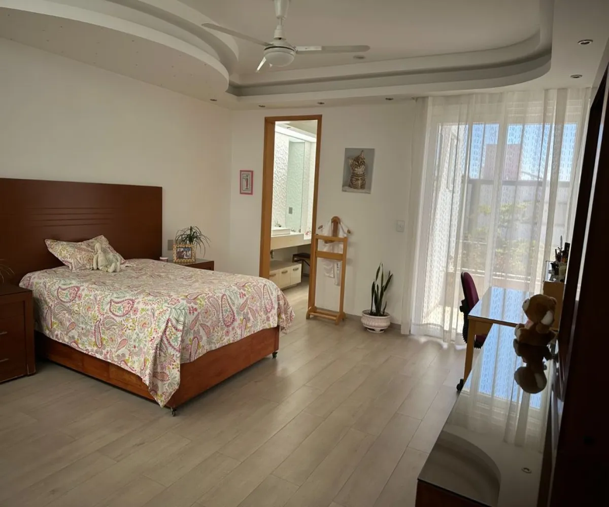 Casa En Venta,Los Olivos,Av. Ramon Corona 2748 E18, Zapopan, Jalisco 45039, 4 Habitaciones,4 Baños,Av. Ramon Corona,1,pV7pTRH