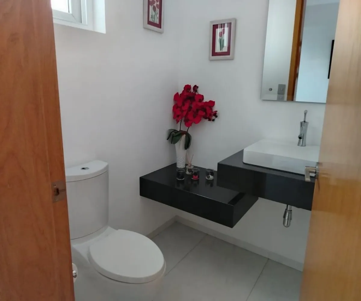 Casa En Venta,Los Olivos,Av. Ramon Corona 2748 E18, Zapopan, Jalisco 45039, 4 Habitaciones,4 Baños,Av. Ramon Corona,1,pV7pTRH