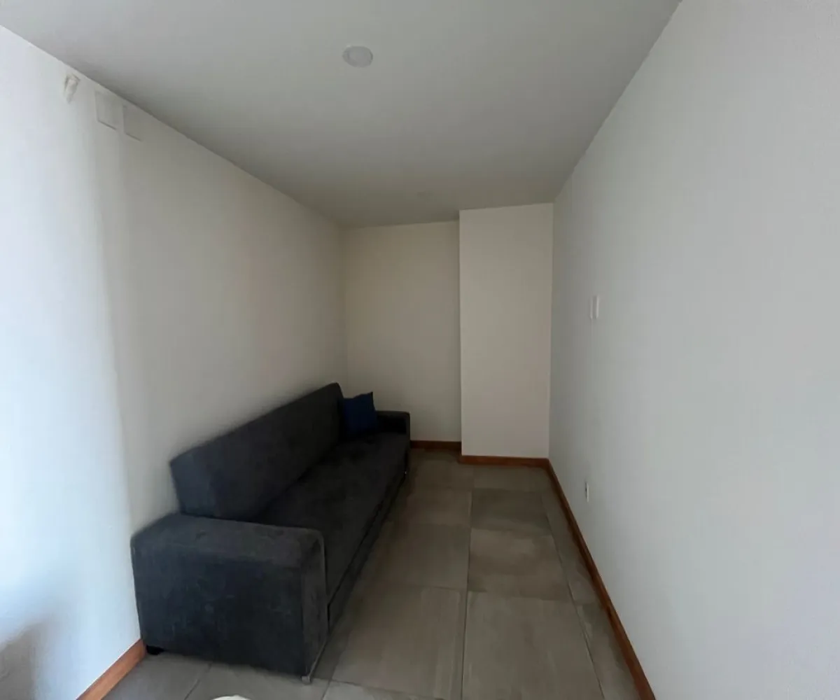 Departamento En Renta,Arcos Vallarta,Calle Calderón de la Barca 26, Guadalajara, Jalisco 44130, 1 Cuarto,1 Baño,Calle Calderón de la Barca,1,puqA2kL