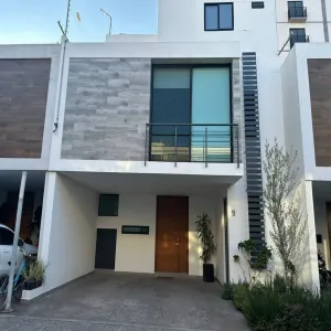 Casa En Renta,Jocotán,Calle Francisco I. Madero 6165, Zapopan, Jalisco 45017, 3 Habitaciones,3 Baños,Calle Francisco I. Madero,1,px2x7Pi