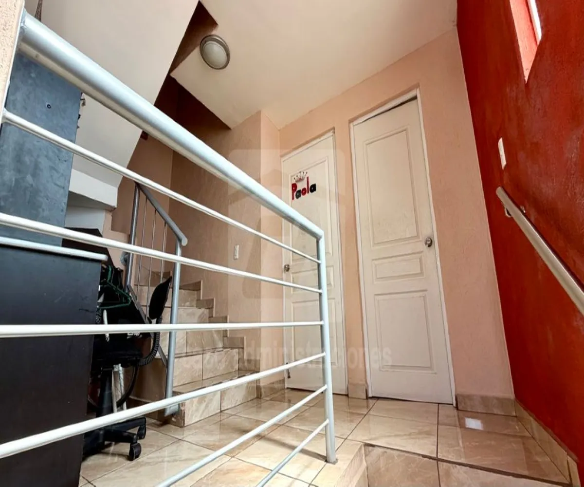 Casa En Venta,Tlaquepaque,Juan Álvarez 10 46, San Pedro Tlaquepaque, Jalisco 45610, 4 Habitaciones,2 Baños,Juan Álvarez,3,pbD6td9