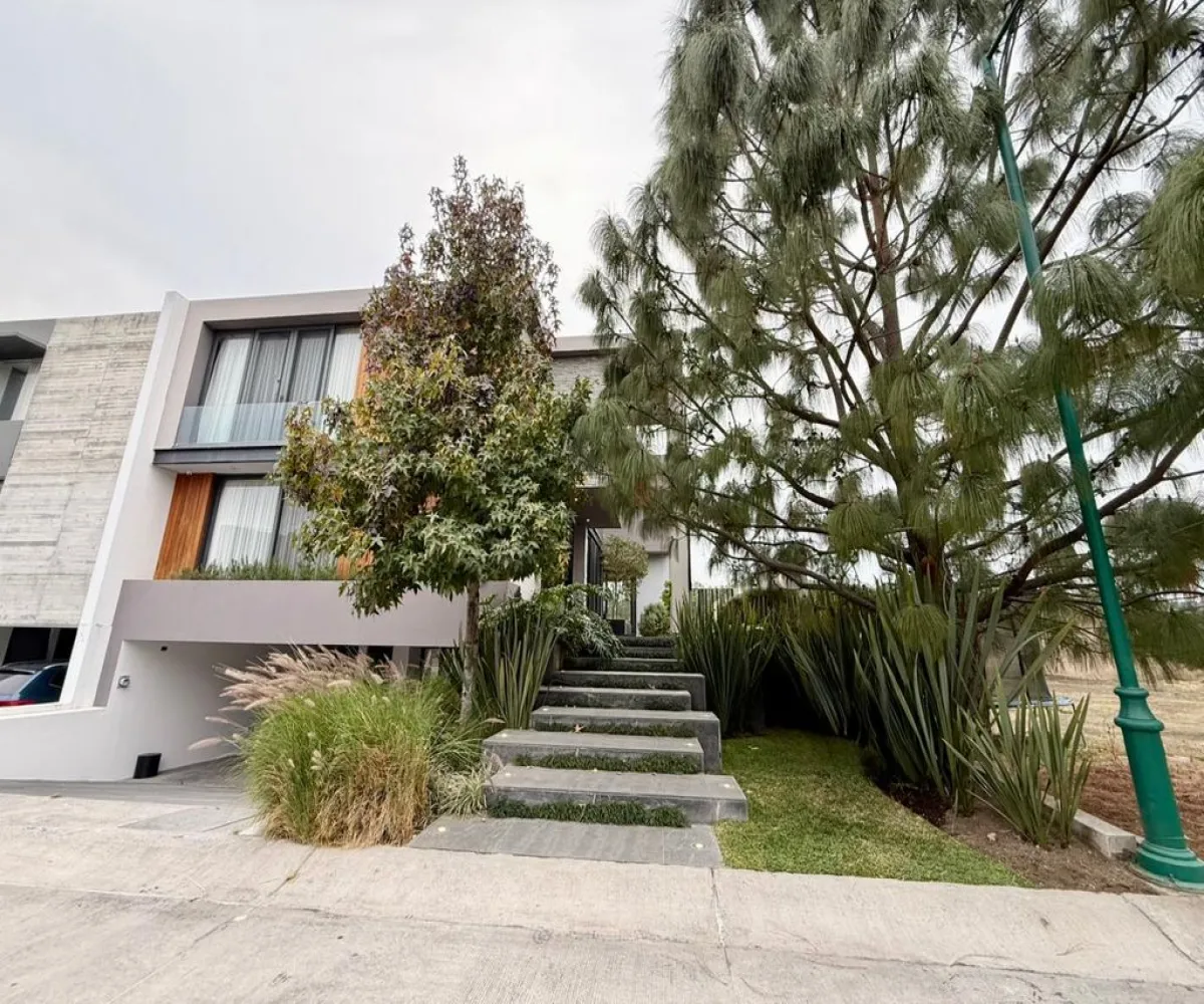 Casa En Venta,San Juan de Ocotán,Avenida Vallarta Eje Poniente 2701, Zapopan, Jalisco 45019, 3 Habitaciones,5 Baños,Avenida Vallarta Eje Poniente,3,pnMtMiN