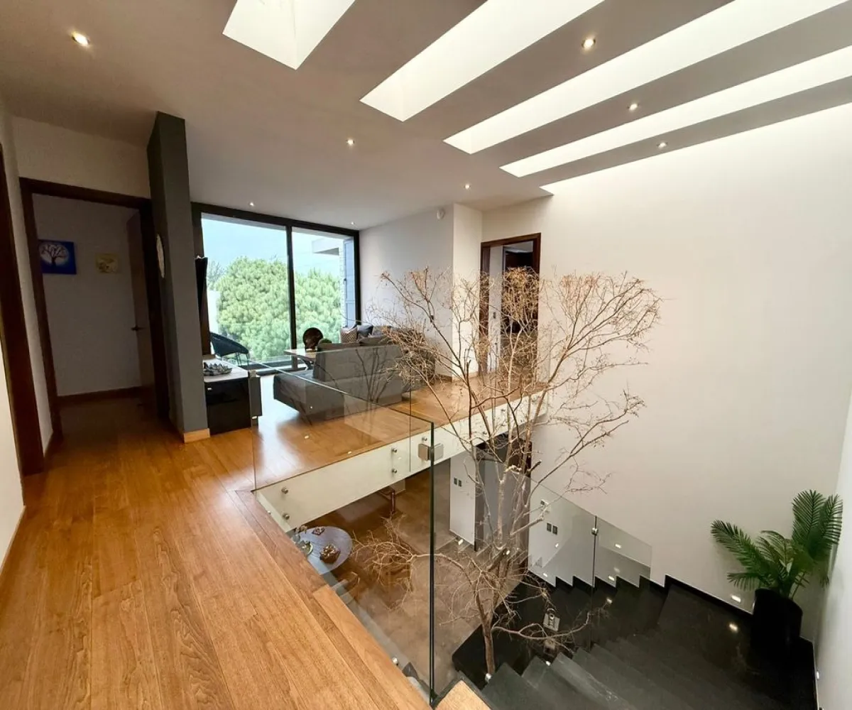 Casa En Venta,San Juan de Ocotán,Avenida Vallarta Eje Poniente 2701, Zapopan, Jalisco 45019, 3 Habitaciones,5 Baños,Avenida Vallarta Eje Poniente,3,pnMtMiN