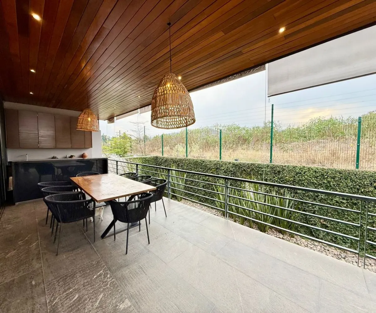 Casa En Venta,San Juan de Ocotán,Avenida Vallarta Eje Poniente 2701, Zapopan, Jalisco 45019, 3 Habitaciones,5 Baños,Avenida Vallarta Eje Poniente,3,pnMtMiN