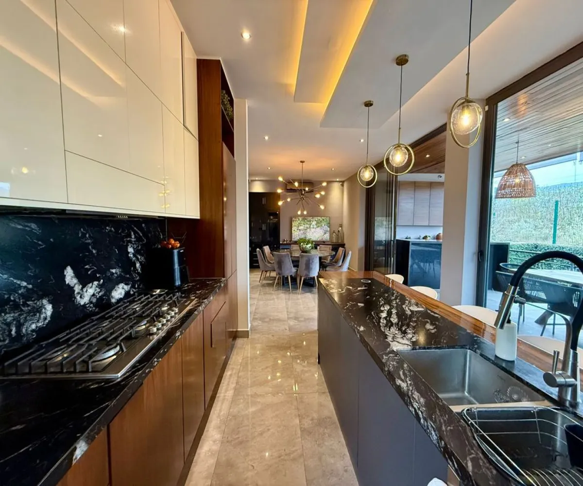 Casa En Venta,San Juan de Ocotán,Avenida Vallarta Eje Poniente 2701, Zapopan, Jalisco 45019, 3 Habitaciones,5 Baños,Avenida Vallarta Eje Poniente,3,pnMtMiN