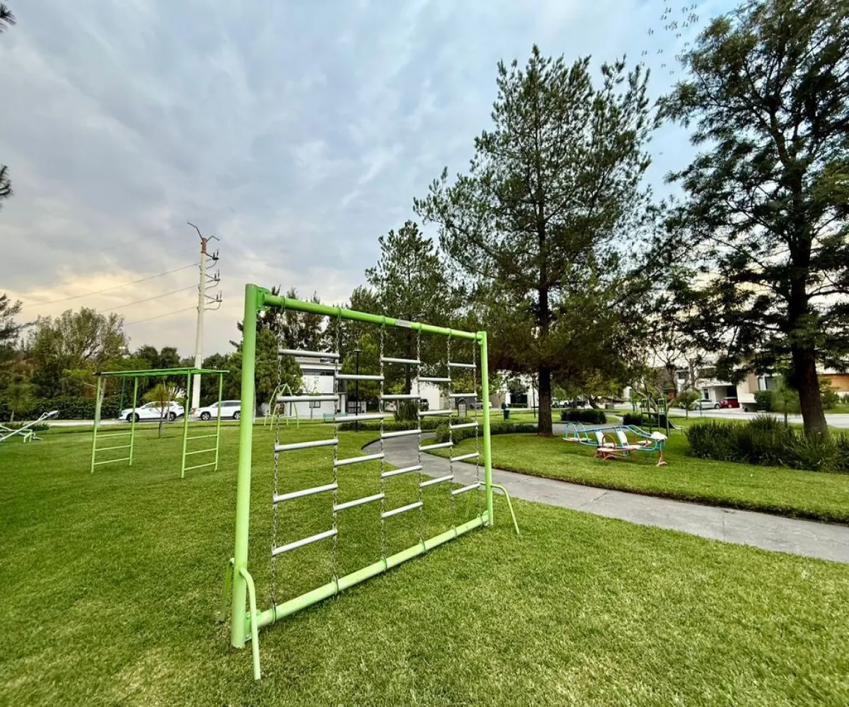 Casa En Venta,San Juan de Ocotán,Avenida Vallarta Eje Poniente 2701, Zapopan, Jalisco 45019, 3 Habitaciones,5 Baños,Avenida Vallarta Eje Poniente,3,pnMtMiN