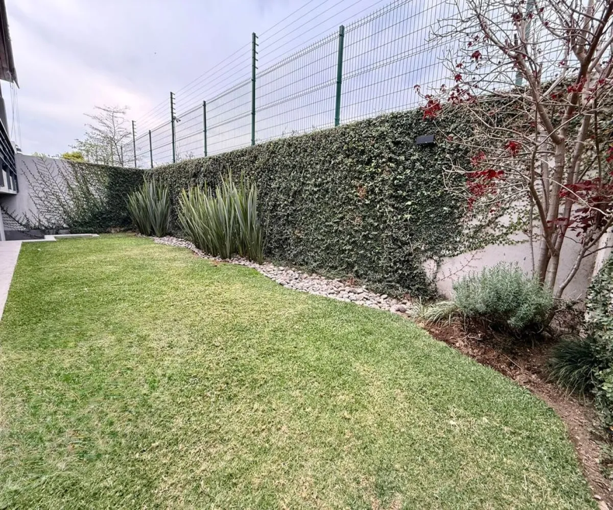 Casa En Venta,San Juan de Ocotán,Avenida Vallarta Eje Poniente 2701, Zapopan, Jalisco 45019, 3 Habitaciones,5 Baños,Avenida Vallarta Eje Poniente,3,pnMtMiN