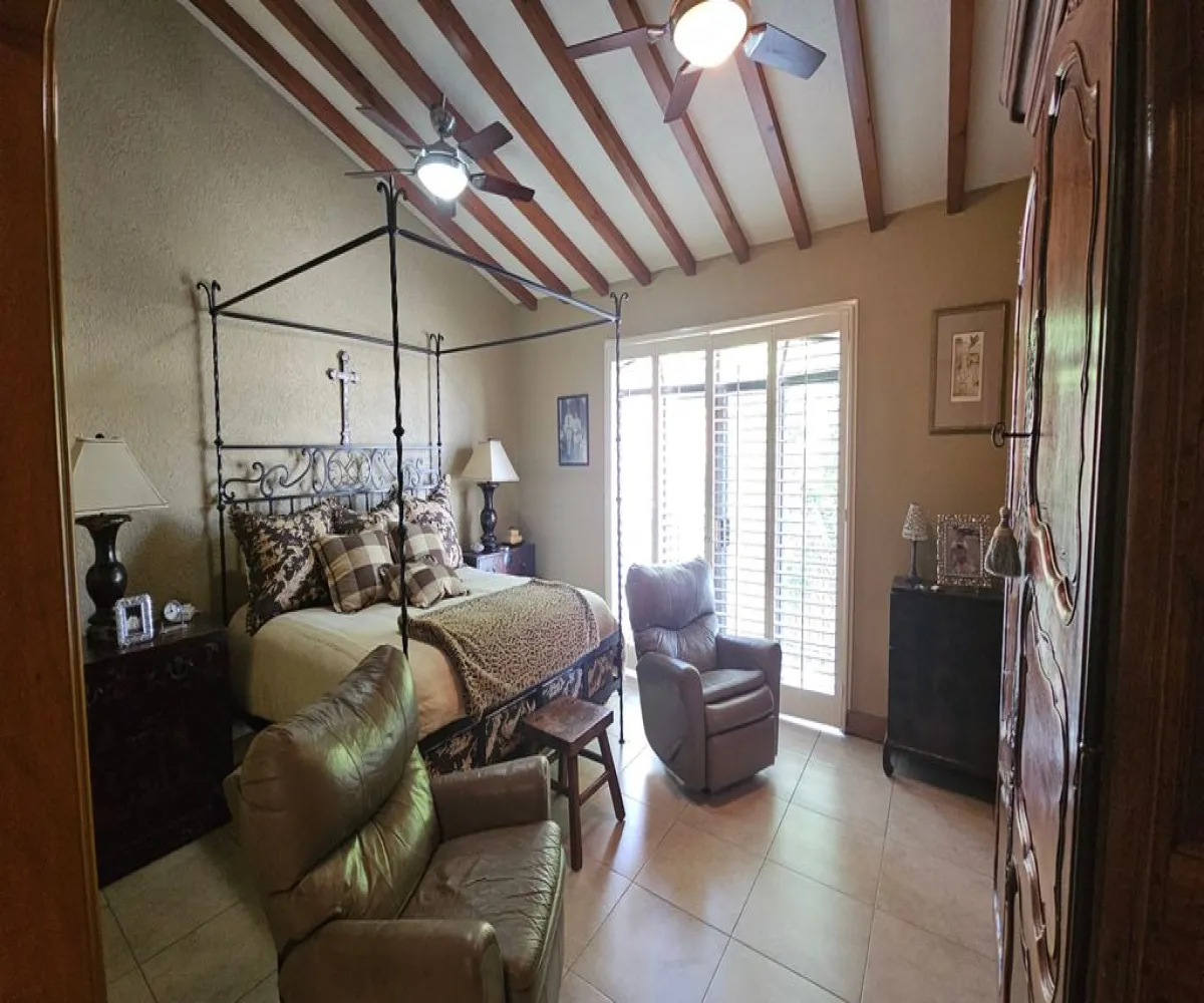 Casa En Venta,Villa Universitaria ,Paseo de Los Robles 4310, Zapopan, Jalisco 45110, 4 Habitaciones,5 Baños,Paseo de Los Robles,3,p2Sk6sZ