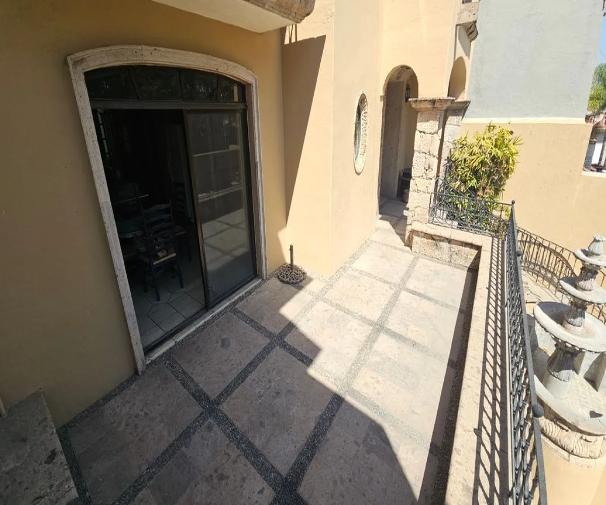 Casa En Venta,Villa Universitaria ,Paseo de Los Robles 4310, Zapopan, Jalisco 45110, 4 Habitaciones,5 Baños,Paseo de Los Robles,3,p2Sk6sZ