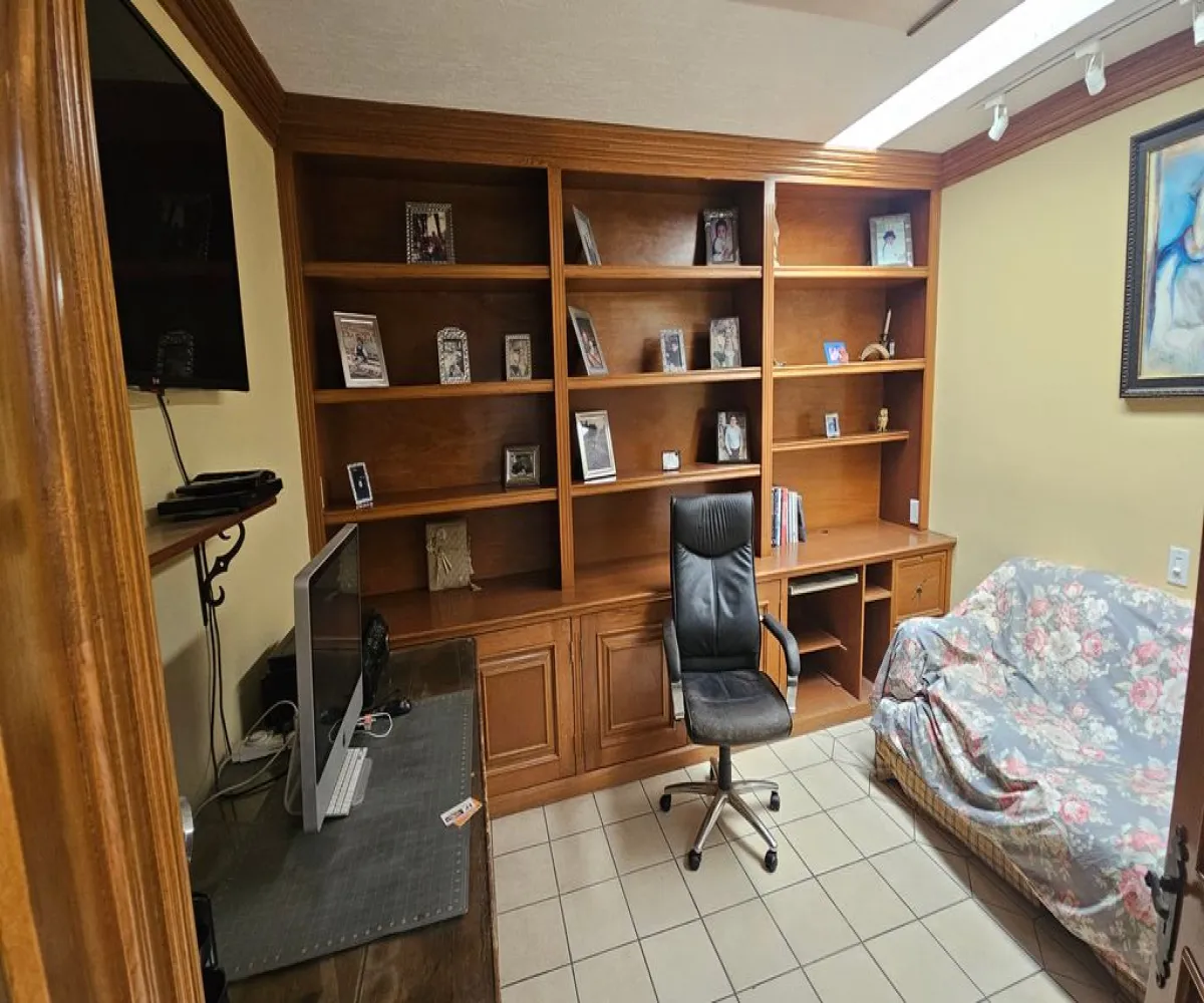 Casa En Venta,Villa Universitaria ,Paseo de Los Robles 4310, Zapopan, Jalisco 45110, 4 Habitaciones,5 Baños,Paseo de Los Robles,3,p2Sk6sZ