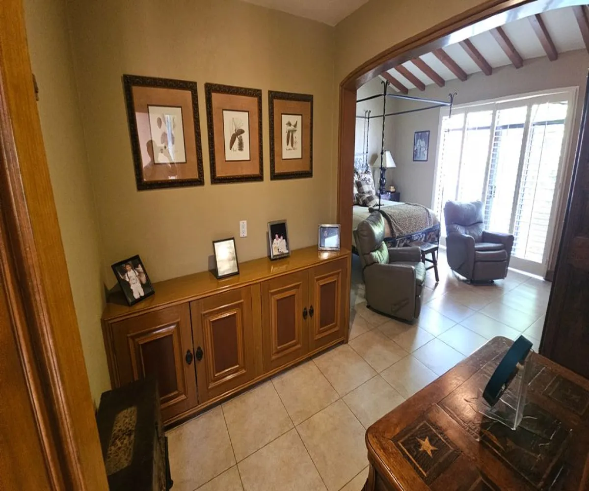 Casa En Venta,Villa Universitaria ,Paseo de Los Robles 4310, Zapopan, Jalisco 45110, 4 Habitaciones,5 Baños,Paseo de Los Robles,3,p2Sk6sZ