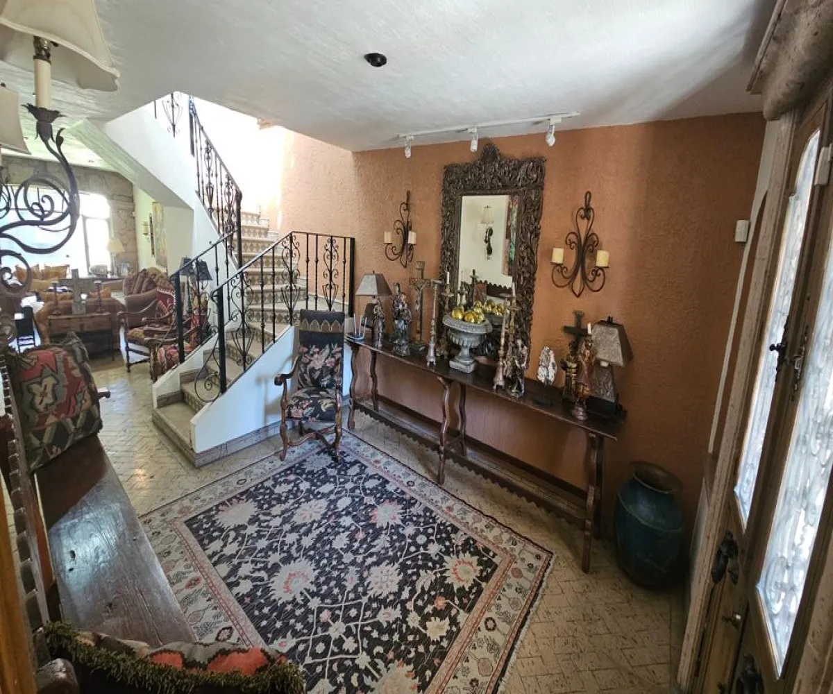 Casa En Venta,Villa Universitaria ,Paseo de Los Robles 4310, Zapopan, Jalisco 45110, 4 Habitaciones,5 Baños,Paseo de Los Robles,3,p2Sk6sZ