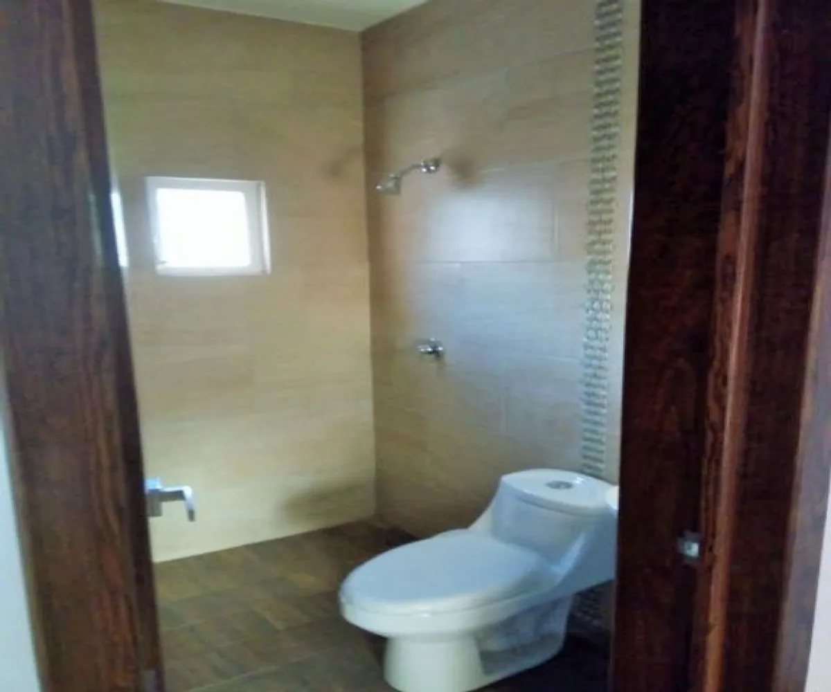 Casa En Venta,Bosques de Santa Anita,LOS PIRINEOS 2 C2, Tlajomulco de Zúñiga, Jalisco 45640, 3 Habitaciones,3 Baños,LOS PIRINEOS ,2,p9SuZxJ