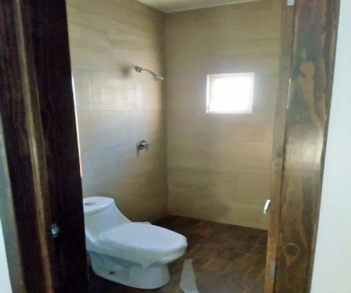 Casa En Venta,Bosques de Santa Anita,LOS PIRINEOS 2 C2, Tlajomulco de Zúñiga, Jalisco 45640, 3 Habitaciones,3 Baños,LOS PIRINEOS ,2,p9SuZxJ