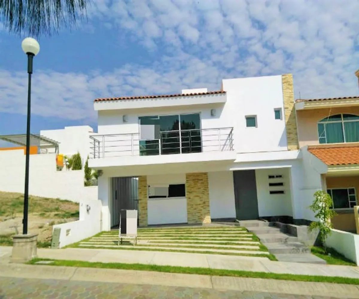 Casa En Venta,Bosques de Santa Anita,LOS PIRINEOS 2 C2, Tlajomulco de Zúñiga, Jalisco 45640, 3 Habitaciones,3 Baños,LOS PIRINEOS ,2,p9SuZxJ