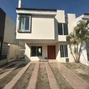 Casa En Renta,Jardín Real,Jardín de Las Victorias Este 1 50, Zapopan, Jalisco 45136, 3 Habitaciones,3 Baños,Jardín de Las Victorias Este,1,pCwtwU8