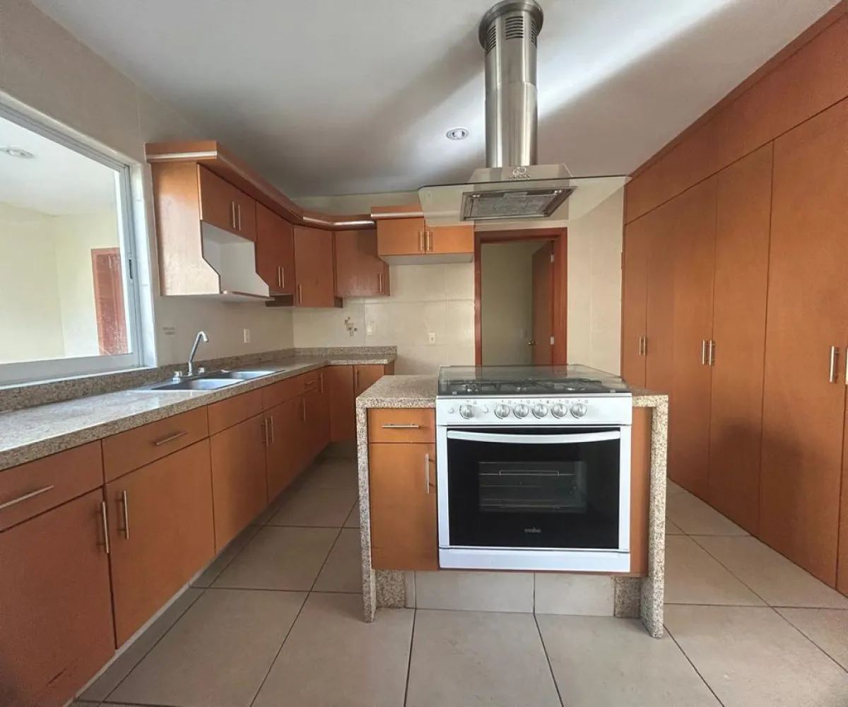 Casa En Renta,Jardín Real,Jardín de Las Victorias Este 1 50, Zapopan, Jalisco 45136, 3 Habitaciones,3 Baños,Jardín de Las Victorias Este,1,pCwtwU8
