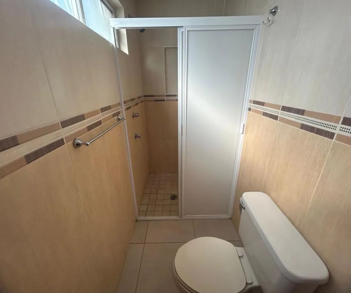 Casa En Renta,Jardín Real,Jardín de Las Victorias Este 1 50, Zapopan, Jalisco 45136, 3 Habitaciones,3 Baños,Jardín de Las Victorias Este,1,pCwtwU8