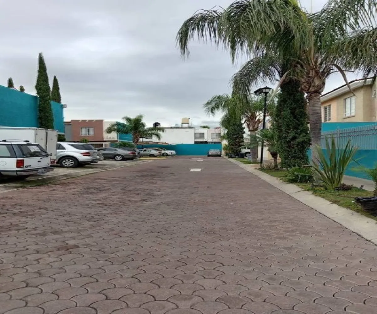 Casa En Venta,Parques Santa Cruz Del Valle,San Camilo 2898, San Pedro Tlaquepaque, Jalisco 45615, 3 Habitaciones,2 Baños,San Camilo,2,pl7VNDM