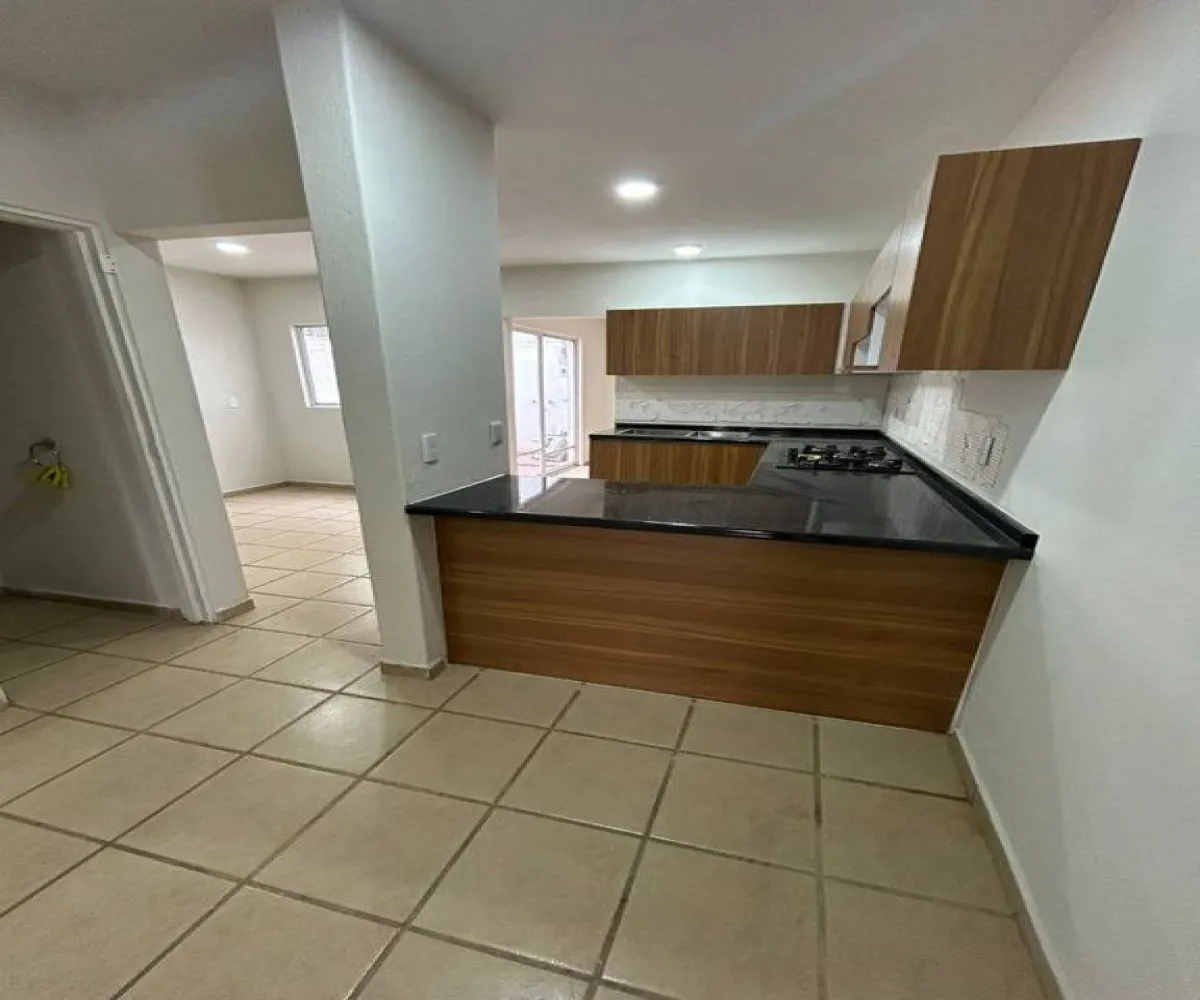 Casa En Venta,Parques Santa Cruz Del Valle,San Camilo 2898, San Pedro Tlaquepaque, Jalisco 45615, 3 Habitaciones,2 Baños,San Camilo,2,pl7VNDM
