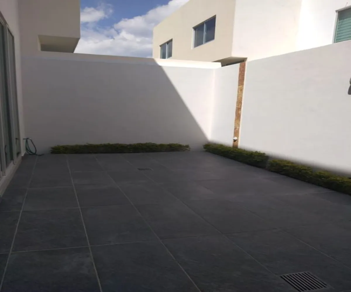 Casa En Renta,La Rioja,Alcanadre 87, Tlajomulco de Zúñiga, Jalisco 45645, 3 Habitaciones,2 Baños,Alcanadre,1,p0mGqaC