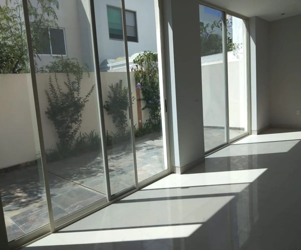 Casa En Renta,La Rioja,Alcanadre 87, Tlajomulco de Zúñiga, Jalisco 45645, 3 Habitaciones,2 Baños,Alcanadre,1,p0mGqaC