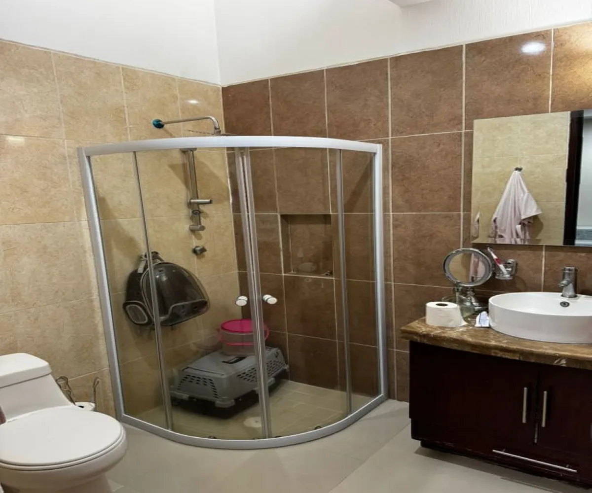 Casa En Renta,Bosques de Santa Anita,Avenida Bosques 1064, Tlajomulco de Zúñiga, Jalisco 45640, 4 Habitaciones,4 Baños,Avenida Bosques,2,pMd0EaY