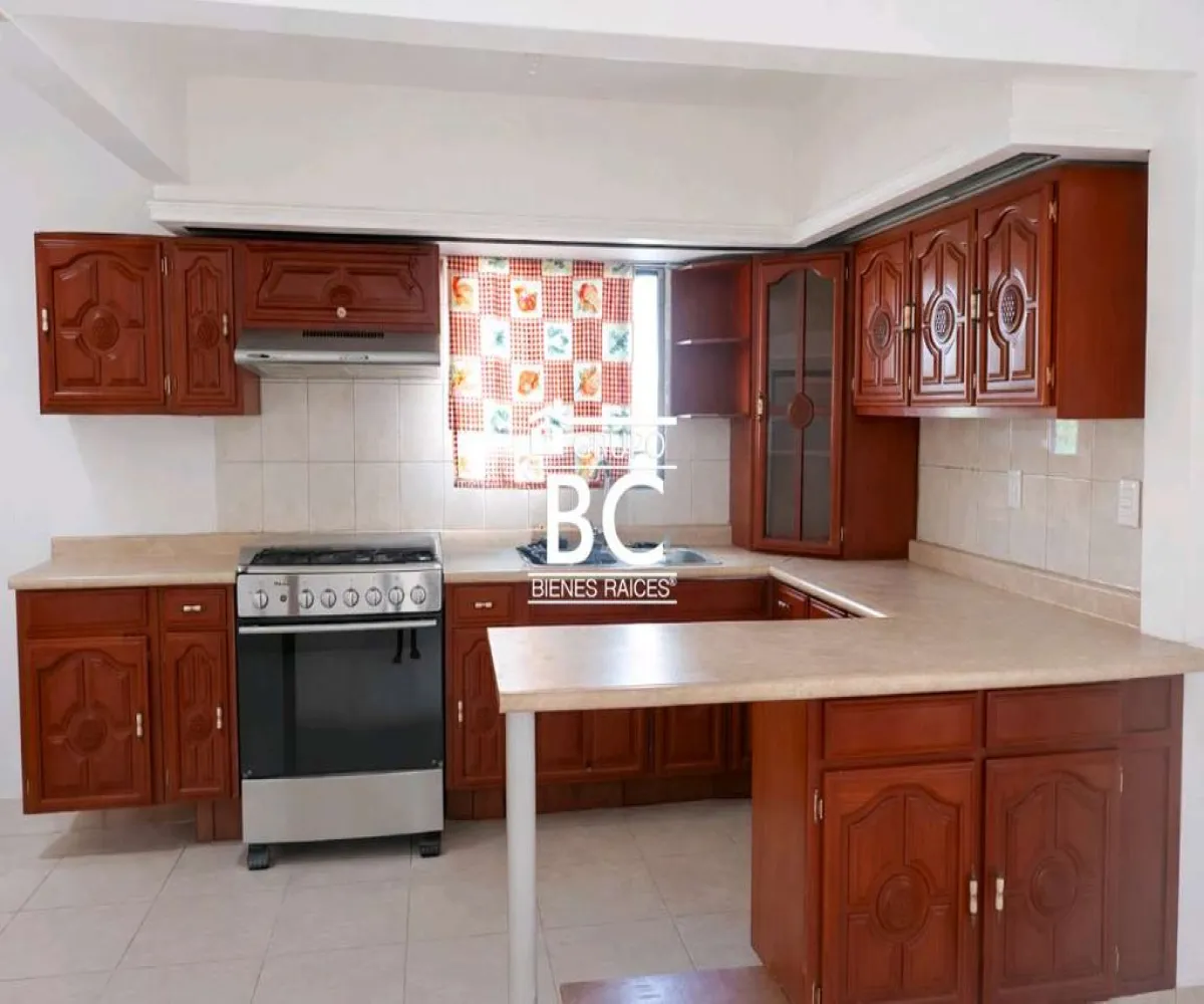 Casa En Venta,Agustin Yañez (la Florida),Calle Túnez 31, Guadalajara, Jalisco 44790, 3 Habitaciones,2 Baños,Calle Túnez,1,pRbP6Bw