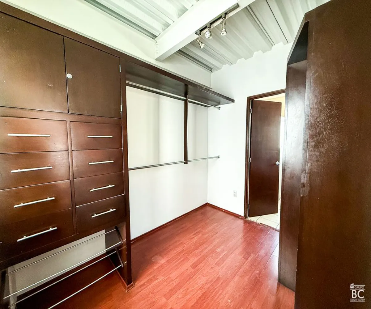 Casa En Venta,Valle Real,Jardín de Las Azaleas 9, Zapopan, Jalisco 45136, 3 Habitaciones,3 Baños,Jardín de Las Azaleas,1,pRfYyCv