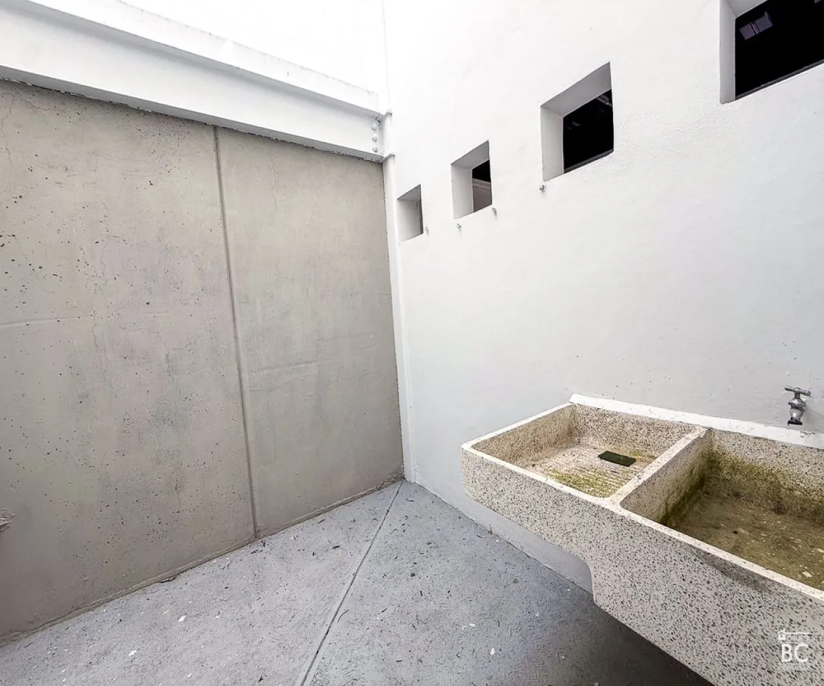 Casa En Venta,Valle Real,Jardín de Las Azaleas 9, Zapopan, Jalisco 45136, 3 Habitaciones,3 Baños,Jardín de Las Azaleas,1,pRfYyCv