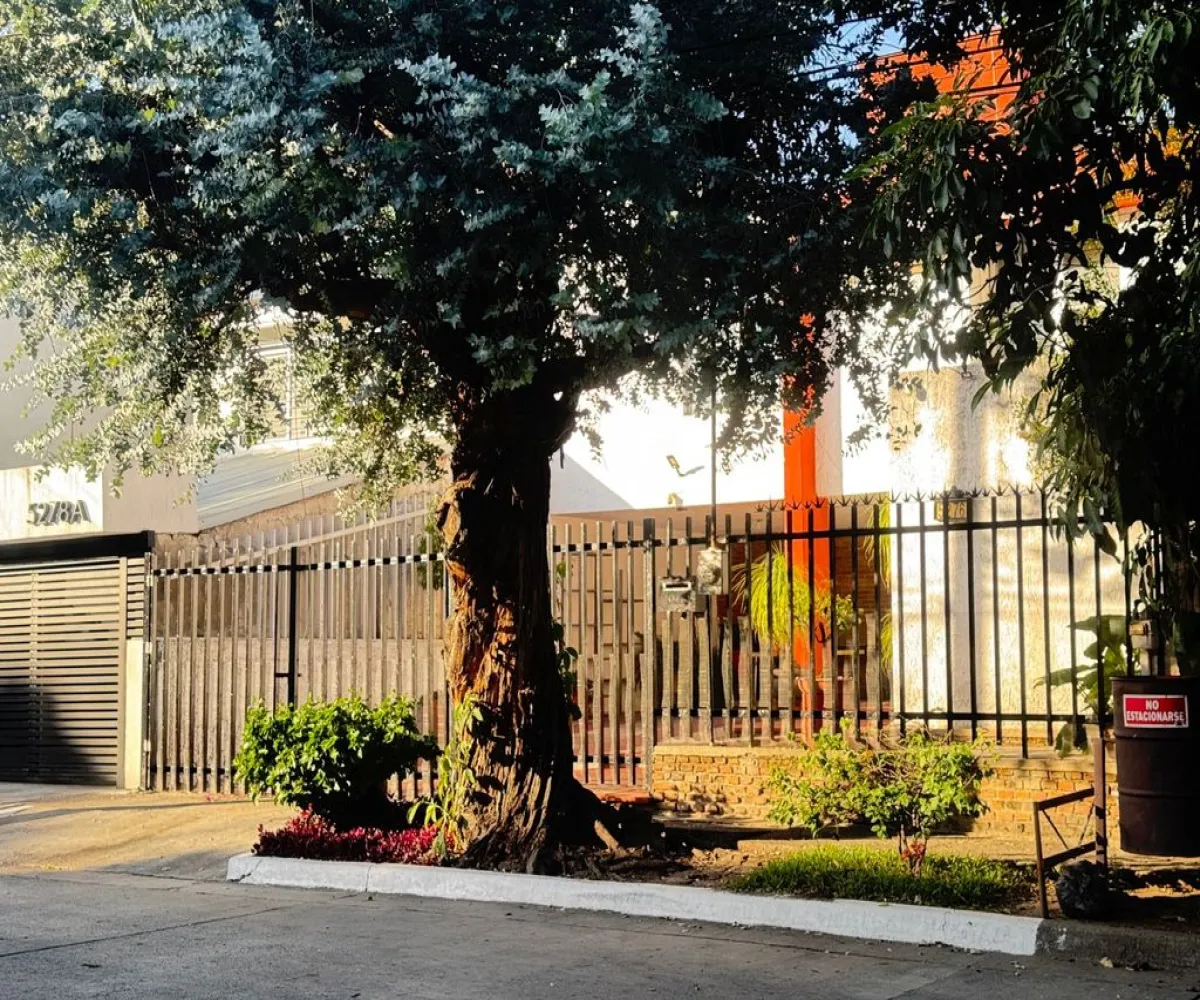 Casa En Venta,Eucalipto Vallarta,Leonardo Da Vinci 5276, Zapopan, Jalisco 45020, 4 Habitaciones,2 Baños,Leonardo Da Vinci,2,p0L3Mb0