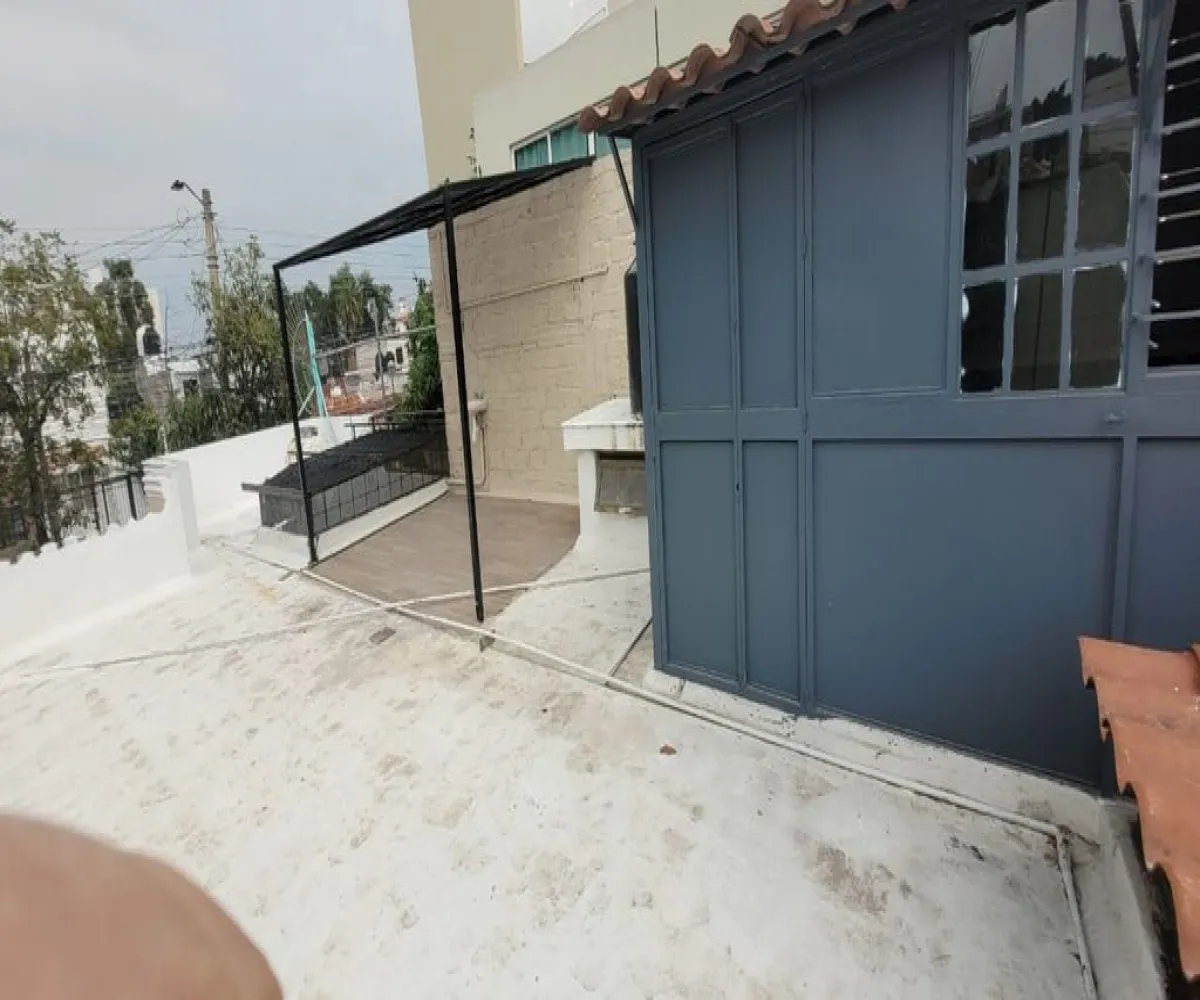 Casa En Venta,Jardines del Valle,Avenida Acueducto 2291, Zapopan, Jalisco 45138, 3 Habitaciones,3 Baños,Avenida Acueducto,2,pfqmLIe