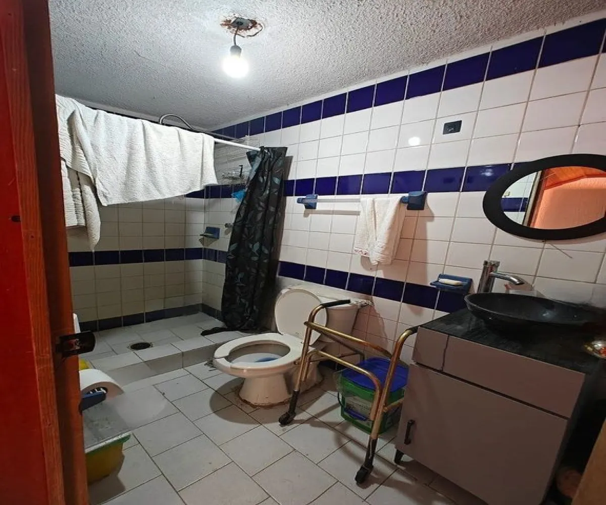 Casa En Venta,Colinas de las Águilas,Calle Río Colotlan 2981, Zapopan, Jalisco 45080, 4 Habitaciones,3 Baños,Calle Río Colotlan,1,pw9bfHv