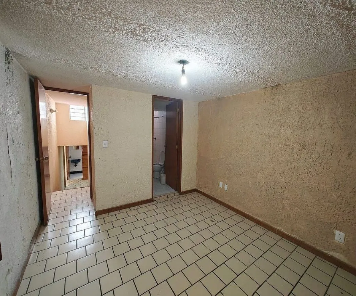 Casa En Venta,Colinas de las Águilas,Calle Río Colotlan 2981, Zapopan, Jalisco 45080, 4 Habitaciones,3 Baños,Calle Río Colotlan,1,pw9bfHv