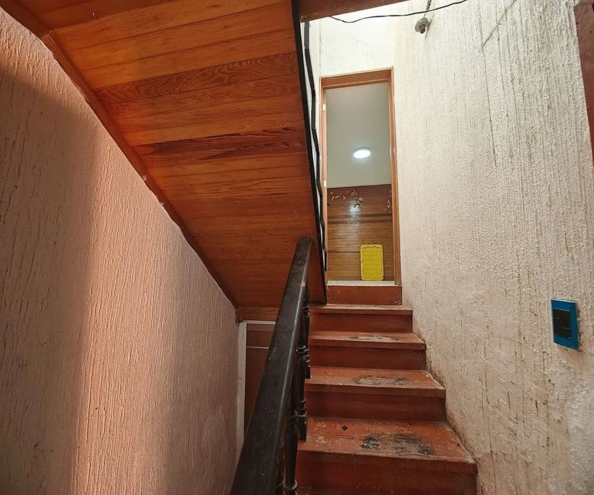 Casa En Venta,Colinas de las Águilas,Calle Río Colotlan 2981, Zapopan, Jalisco 45080, 4 Habitaciones,3 Baños,Calle Río Colotlan,1,pw9bfHv