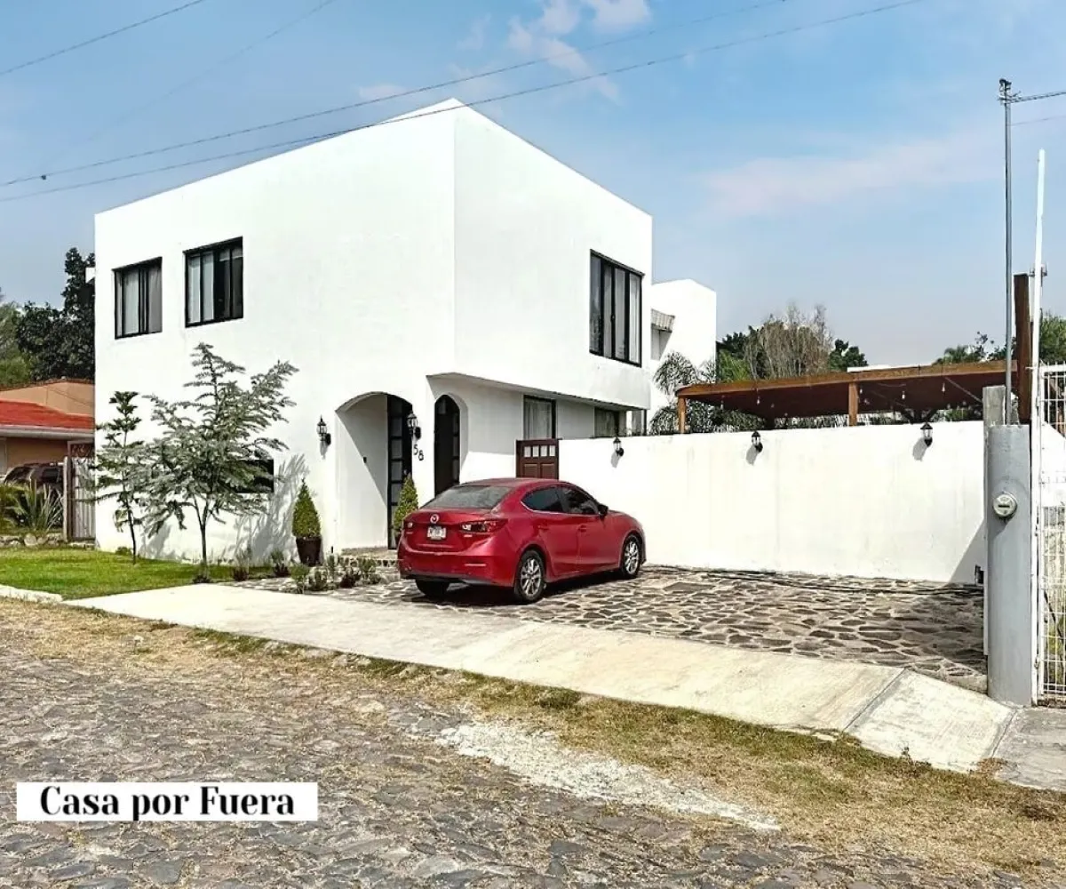 Casa En Venta,Paseo De la Colina Norte 58, Tlajomulco de Zúñiga, Jalisco 45645, 4 Habitaciones,4 Baños,Paseo De la Colina Norte,2,pHUUkrW
