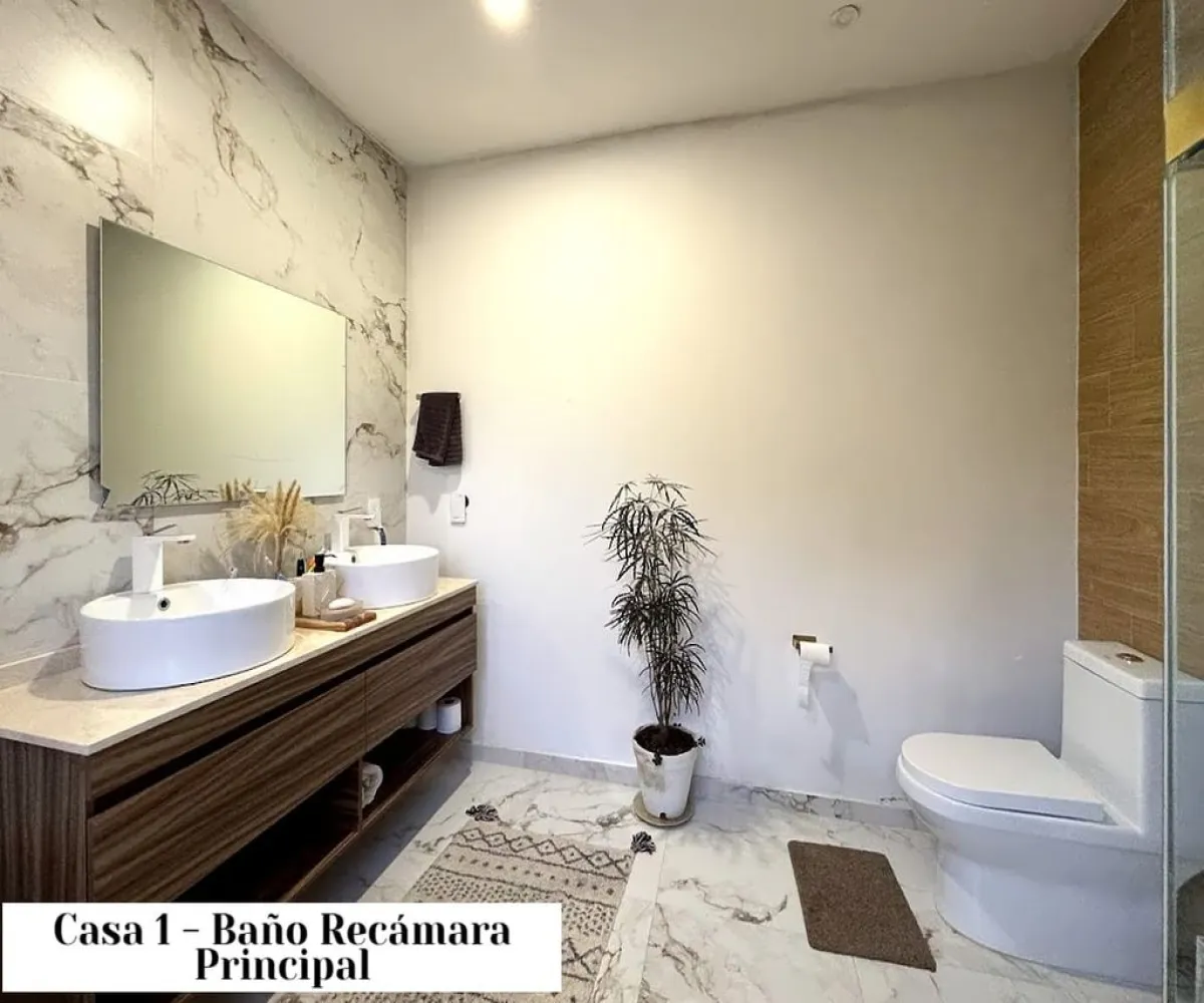 Casa En Venta,Paseo De la Colina Norte 58, Tlajomulco de Zúñiga, Jalisco 45645, 4 Habitaciones,4 Baños,Paseo De la Colina Norte,2,pHUUkrW