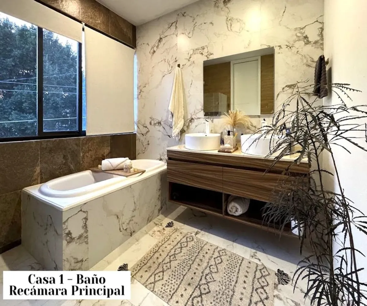 Casa En Venta,Paseo De la Colina Norte 58, Tlajomulco de Zúñiga, Jalisco 45645, 4 Habitaciones,4 Baños,Paseo De la Colina Norte,2,pHUUkrW