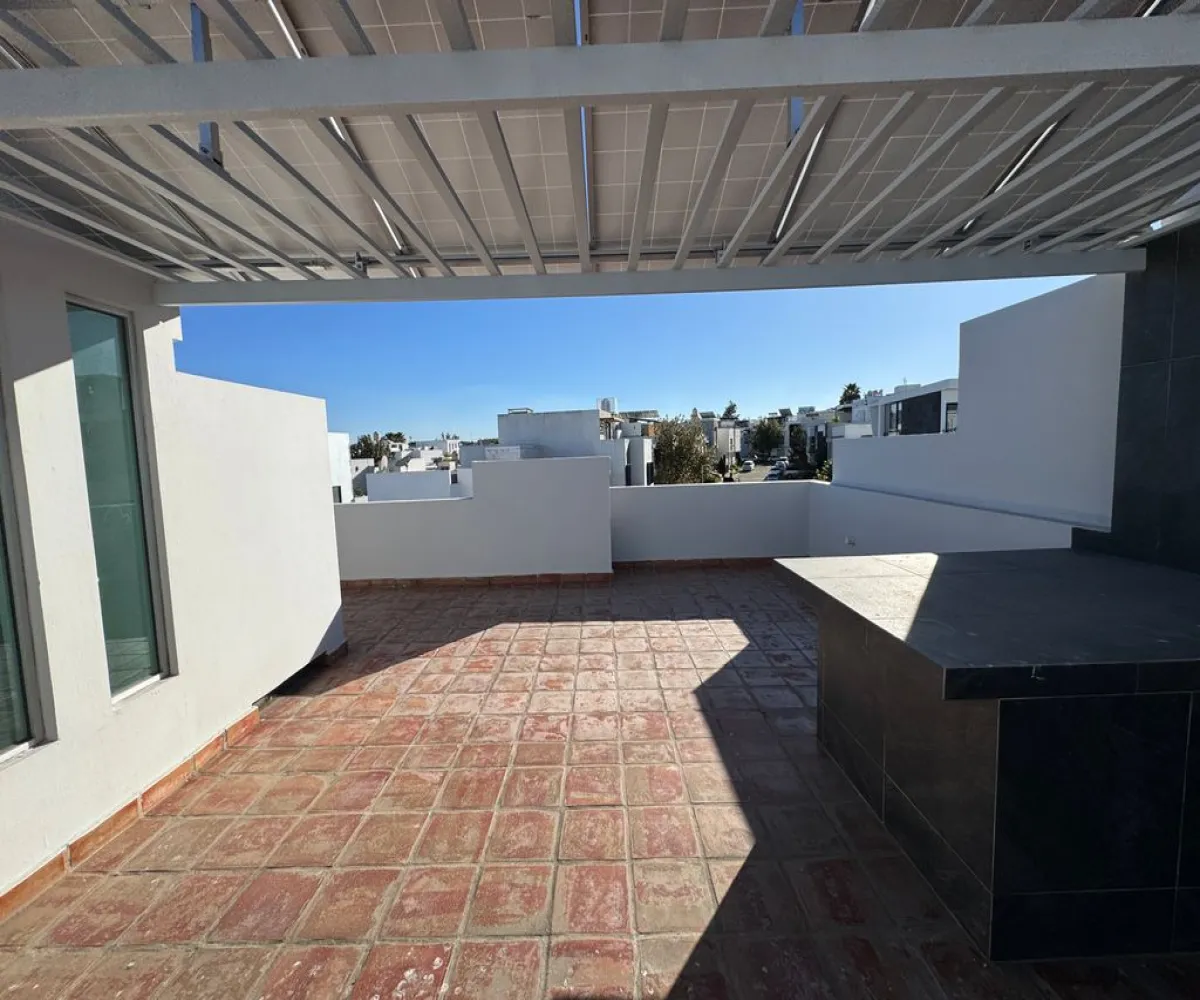 Casa En Venta,Valle Imperial,Jardines de Fontainebleu Norte 46, Zapopan, Jalisco 45134, 3 Habitaciones,2 Baños,Jardines de Fontainebleu Norte,3,pcUWLls