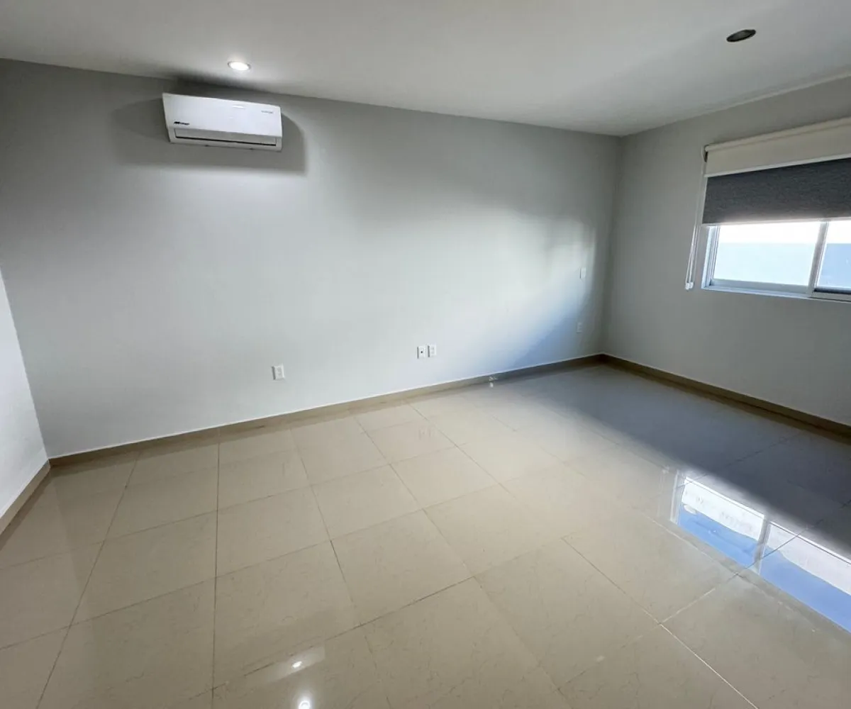 Casa En Venta,Valle Imperial,Jardines de Fontainebleu Norte 46, Zapopan, Jalisco 45134, 3 Habitaciones,2 Baños,Jardines de Fontainebleu Norte,3,pcUWLls