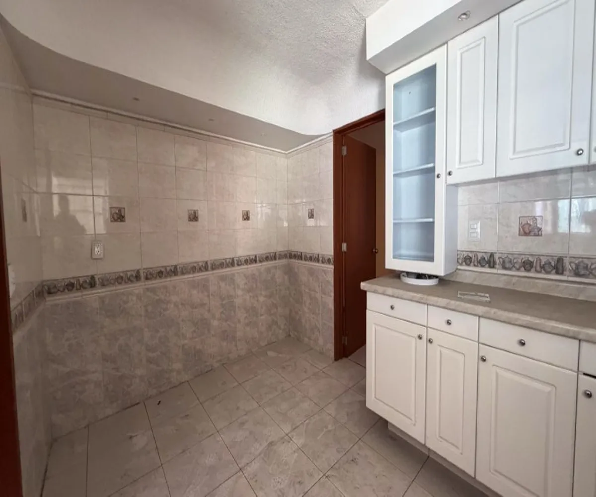 Casa En Renta,Paseos del Sol,Ignacio Calderón 1406, Zapopan, Jalisco 45079, 4 Habitaciones,4 Baños,Ignacio Calderón,2,pxKCwjv