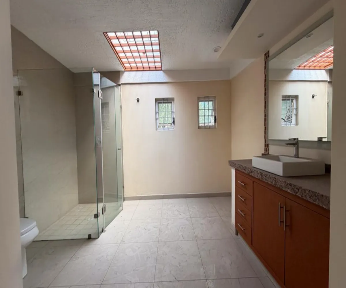 Casa En Renta,Paseos del Sol,Ignacio Calderón 1406, Zapopan, Jalisco 45079, 4 Habitaciones,4 Baños,Ignacio Calderón,2,pxKCwjv