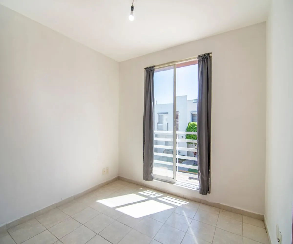 Casa En Venta,Campo Real,Avenida Campo Real Poniente 353, Zapopan, Jalisco 45134, 3 Habitaciones,3 Baños,Avenida Campo Real Poniente,1,pM7eUqI