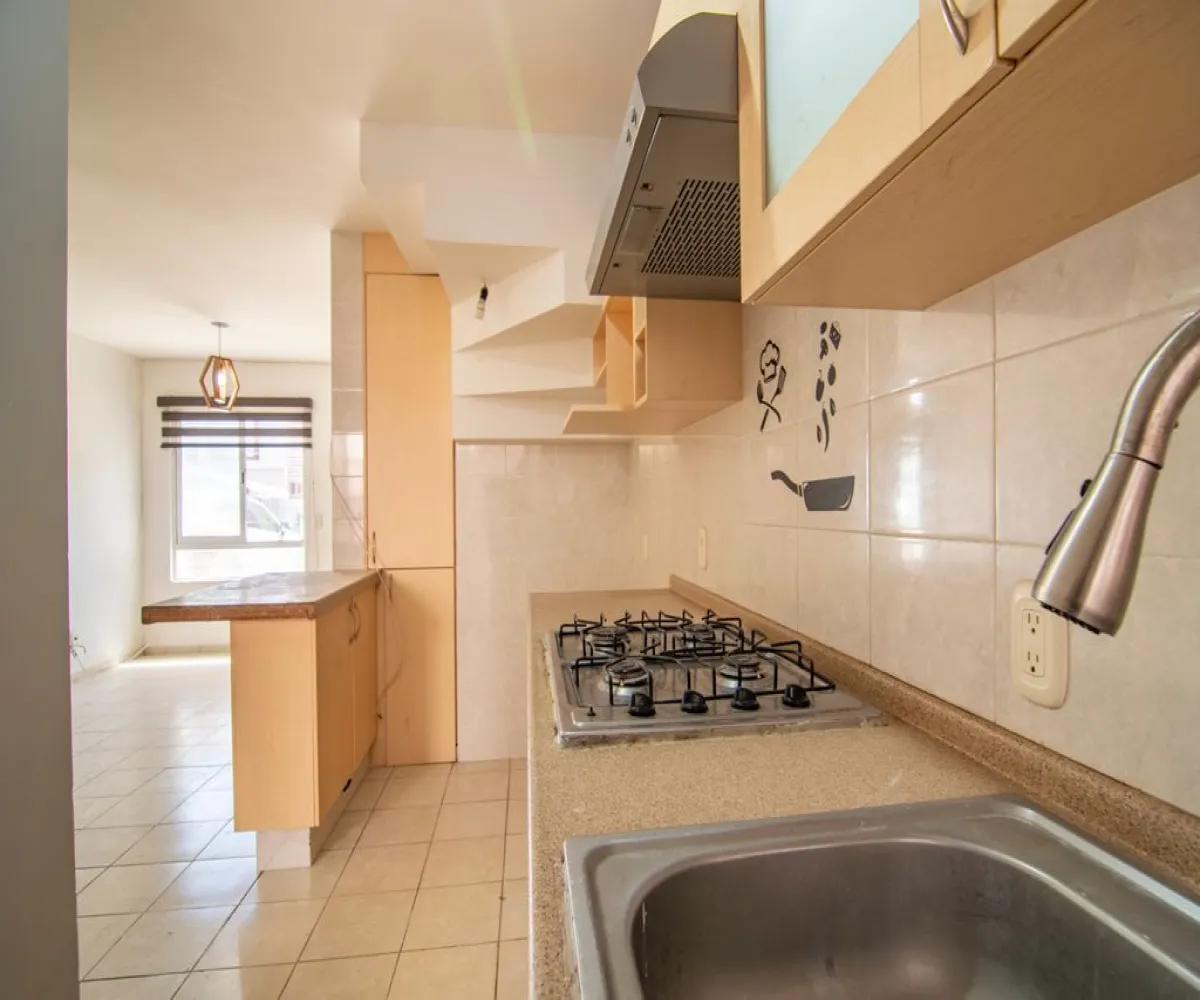 Casa En Venta,Campo Real,Avenida Campo Real Poniente 353, Zapopan, Jalisco 45134, 3 Habitaciones,3 Baños,Avenida Campo Real Poniente,1,pM7eUqI