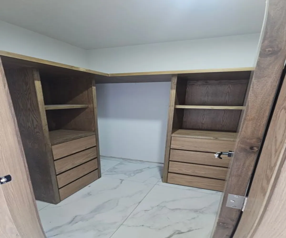 Casa En Venta,Boreales 2 Residencial,Calle Talavera Poniente 3363 45, Zapopan, Jalisco 45134, 4 Habitaciones,3 Baños,Calle Talavera Poniente,3,pmkH7Xw