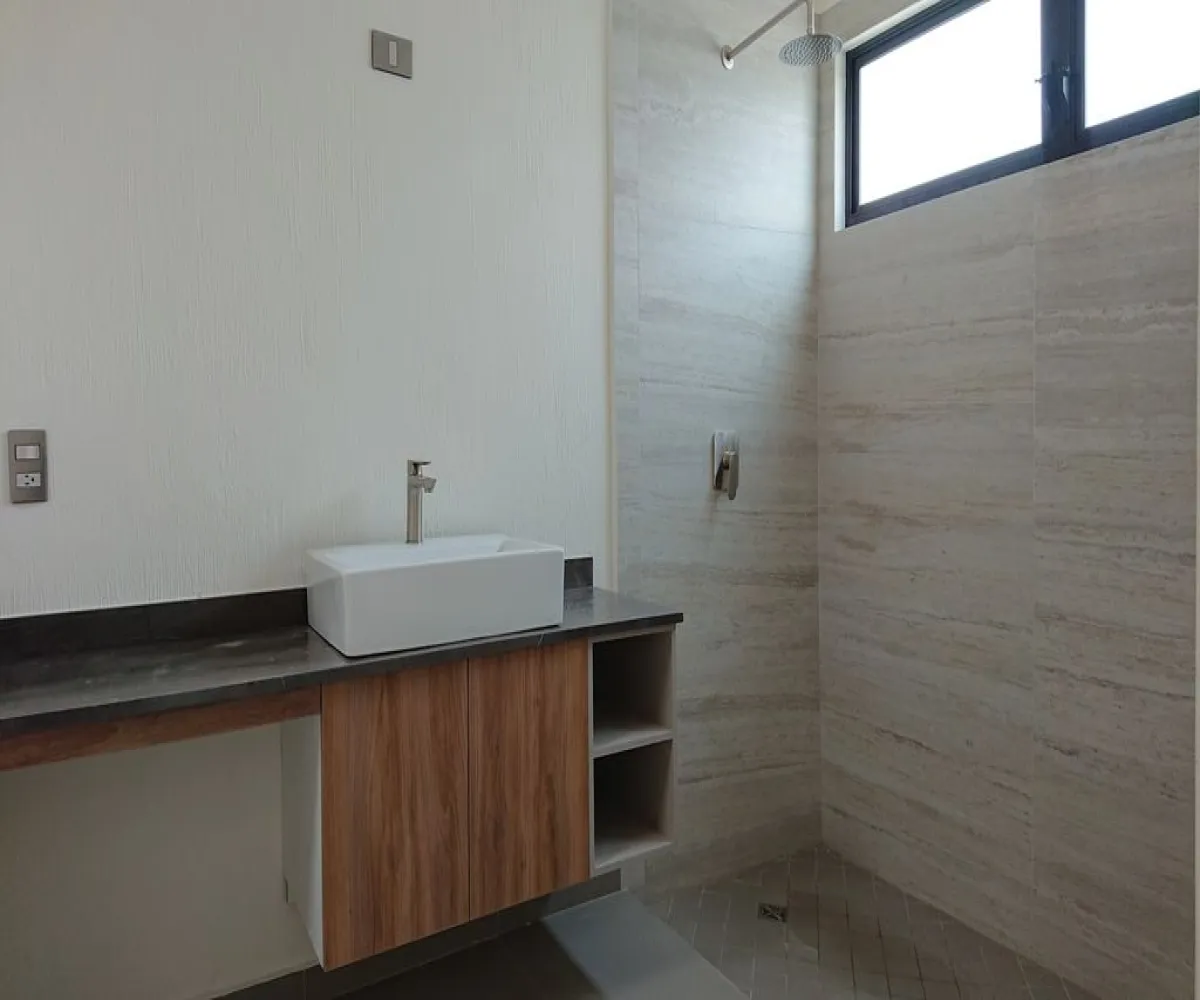 Casa En Venta,Casa Fuerte,Coto La Almena S/N 35, Tlajomulco de Zúñiga, Jalisco 45645, 4 Habitaciones,3 Baños,Coto La Almena,2,pI2xXQd