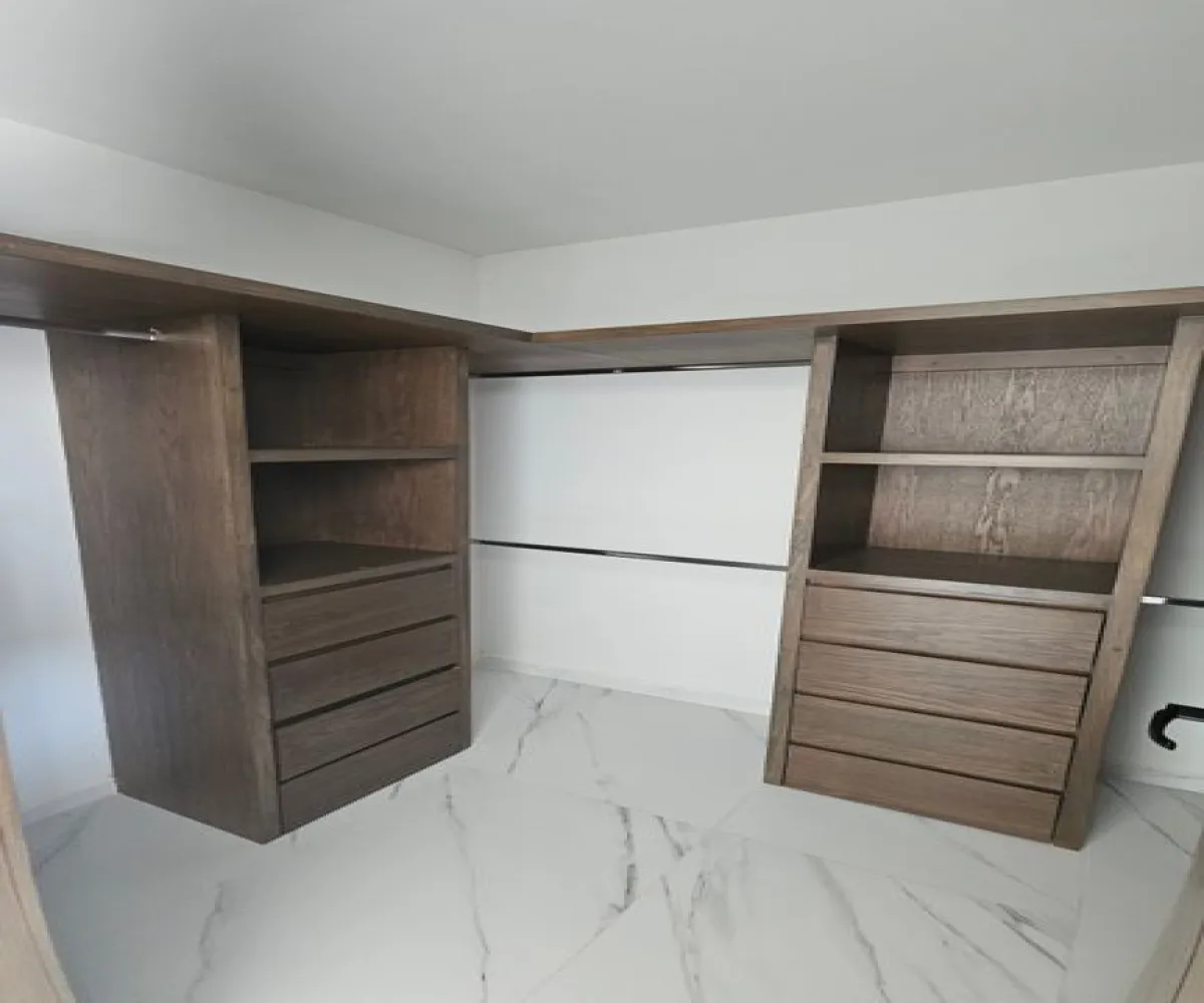 Casa En Venta,Vitana Residencial,Altavista Poniente 303, Zapopan, Jalisco 45134, 4 Habitaciones,3 Baños,Altavista Poniente,3,p6WCTVQ