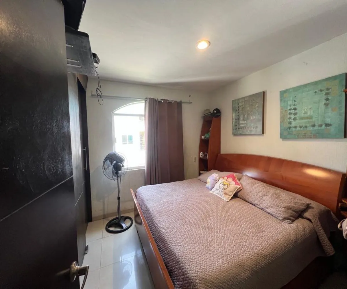 Casa En Venta,Girasoles Élite,Antiguo Camino a Tesistan 1045, Zapopan, Jalisco 45138, 4 Habitaciones,2 Baños,Antiguo Camino a Tesistan,3,plqAXcR